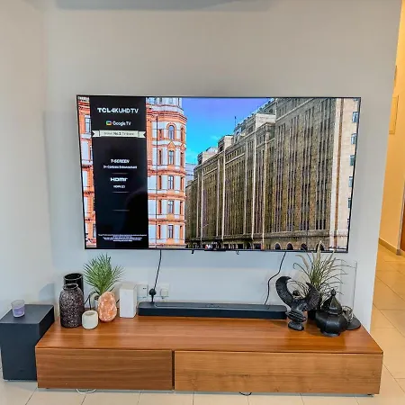 Seaview 3 Min Walk To *